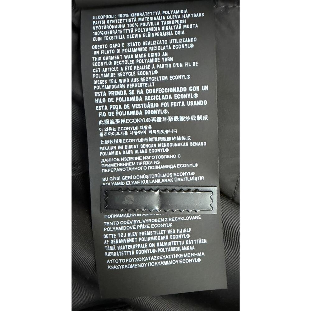 Prada Re-Nylon Black Pants - Picture 14 of 16